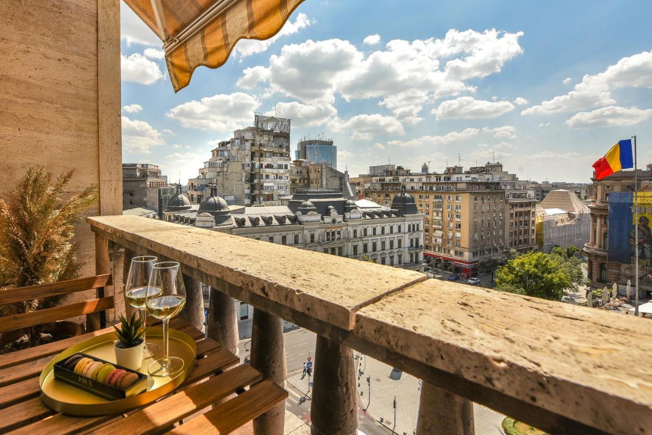 Chic Accommodation With Breathtaking Views Over Calea Victoriei - Your Central Heaven Bucarest Extérieur photo