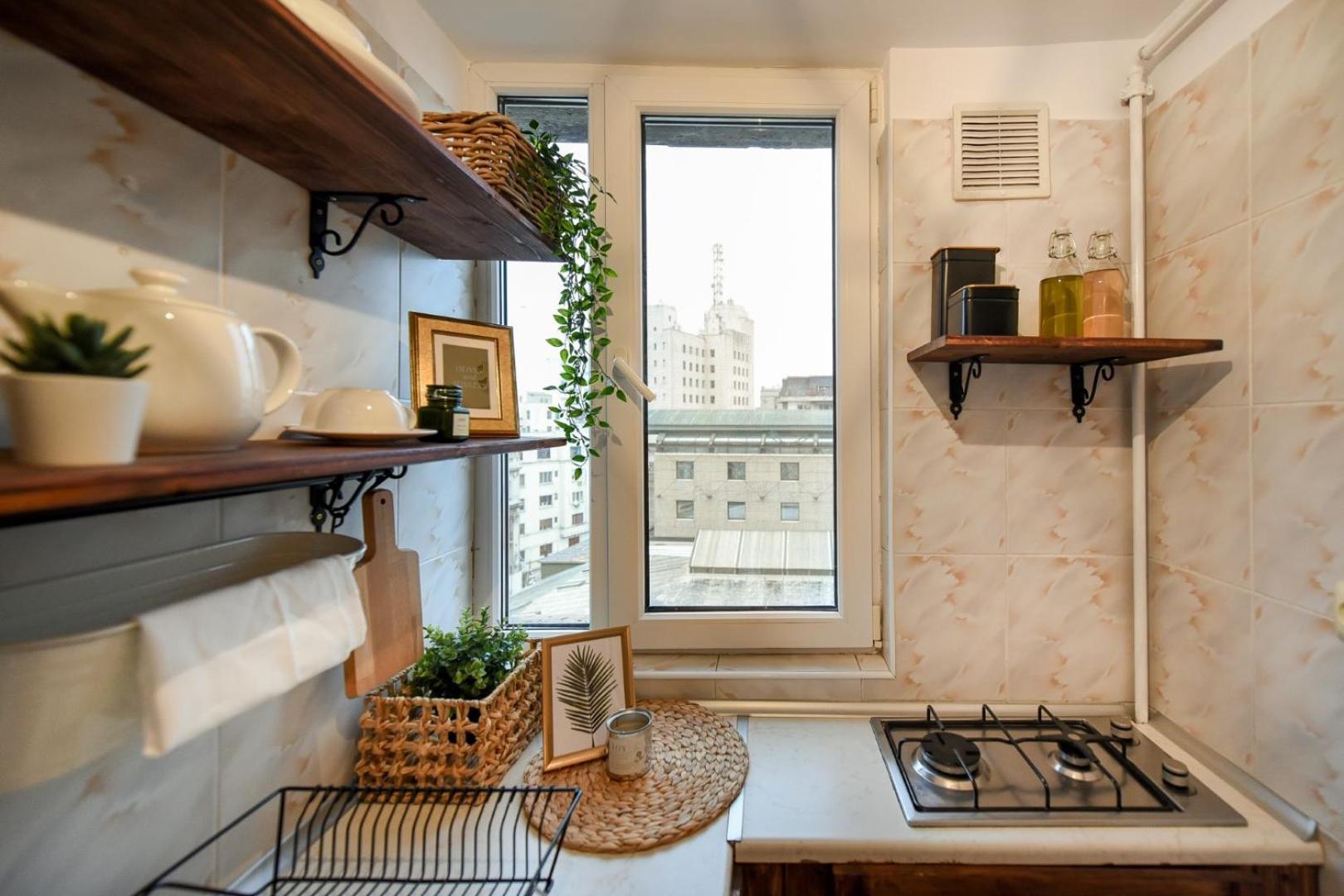 Chic Accommodation With Breathtaking Views Over Calea Victoriei - Your Central Heaven Bucarest Chambre photo